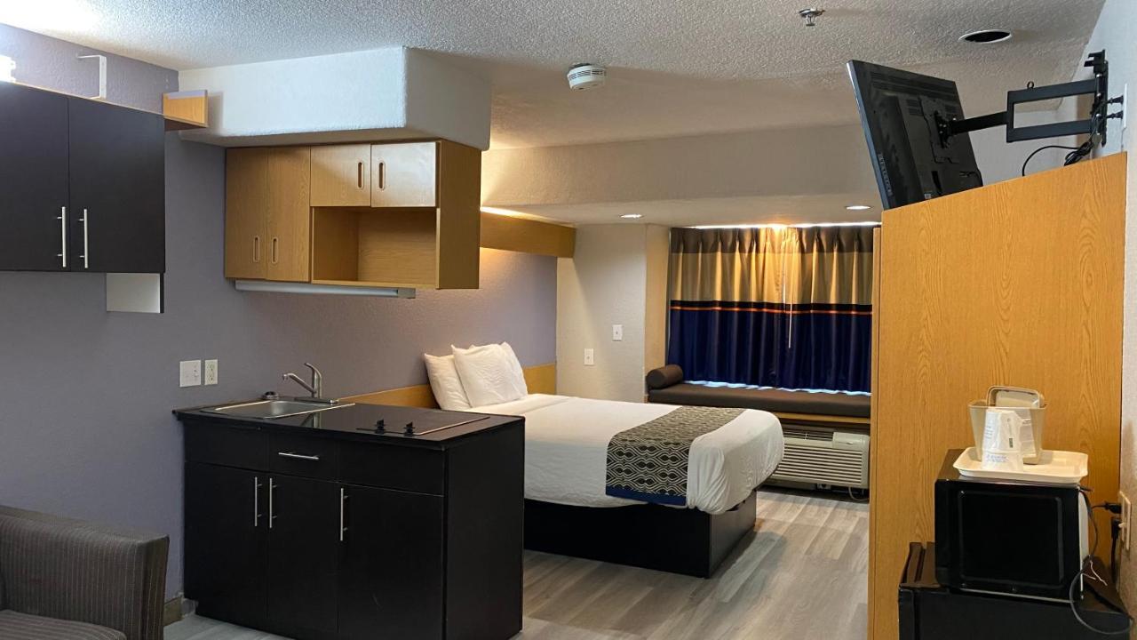 Microtel Inn & Suites By Wyndham Ardmore Ngoại thất bức ảnh