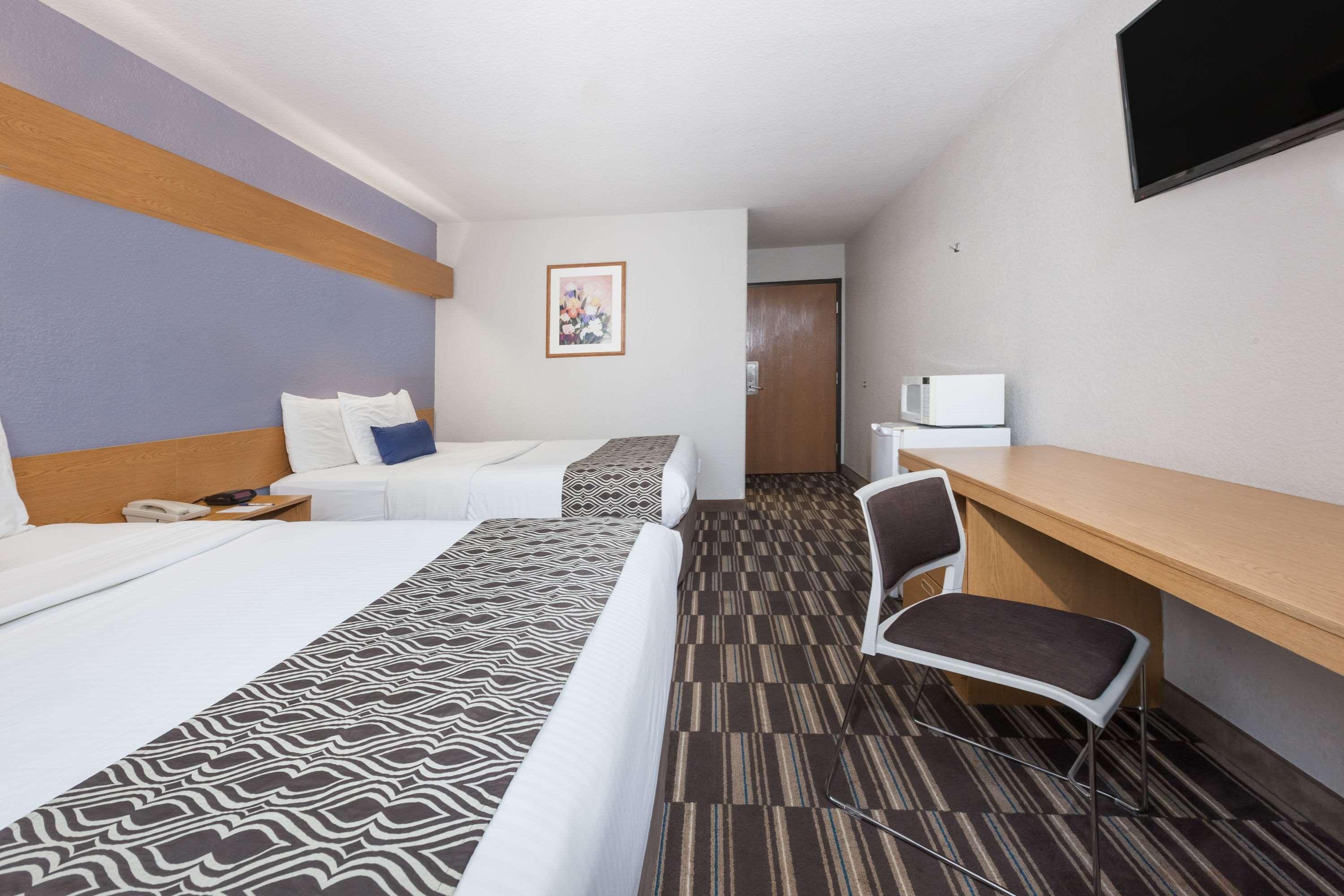 Microtel Inn & Suites By Wyndham Ardmore Ngoại thất bức ảnh