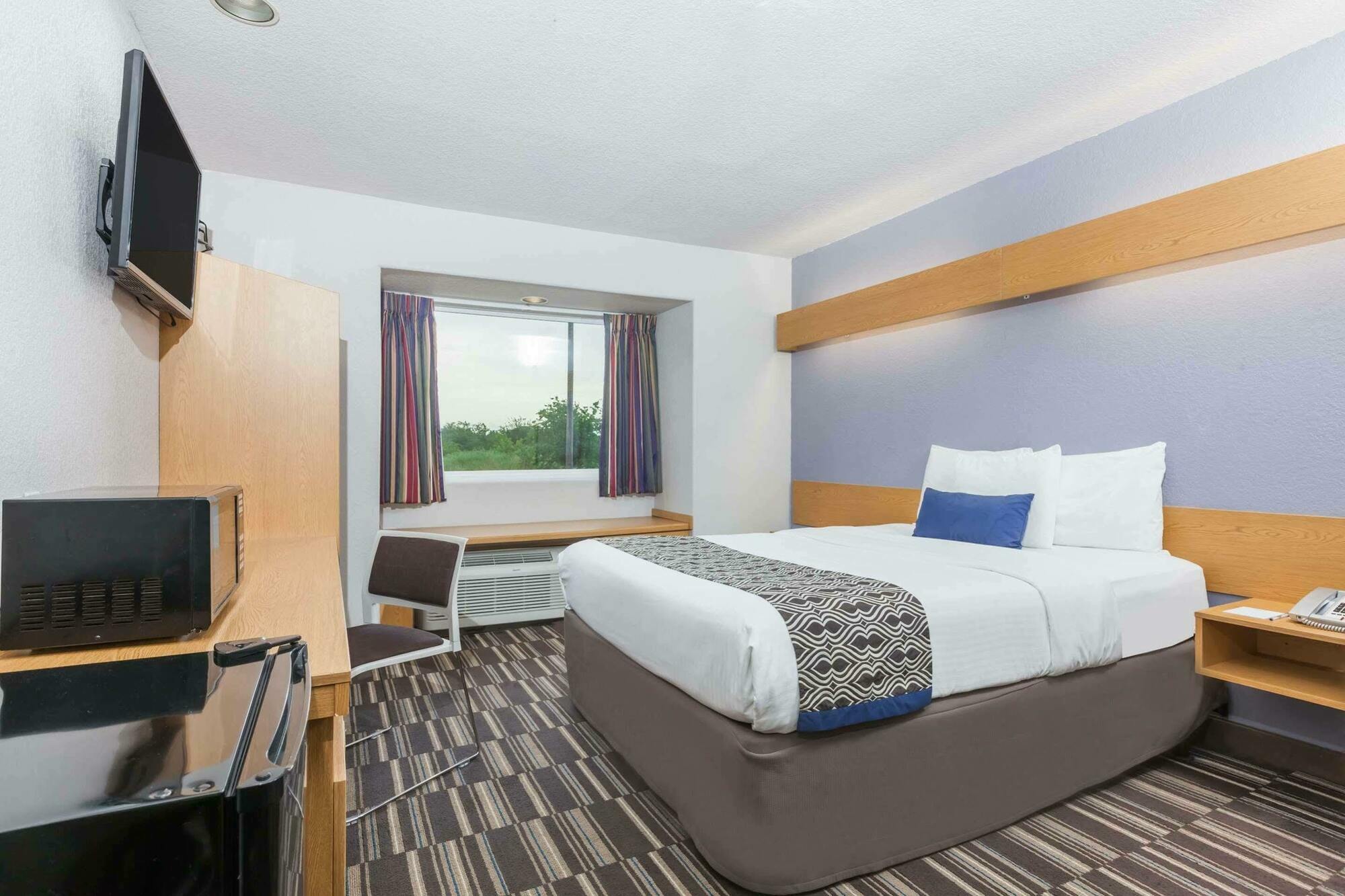 Microtel Inn & Suites By Wyndham Ardmore Ngoại thất bức ảnh